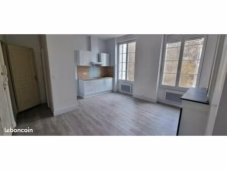 studio 1 pièce 23 m²