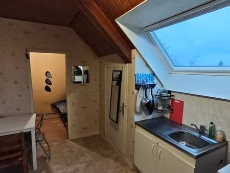 chambre meubée