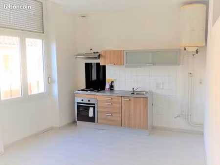 superbe t1 sécurisé par camera avec parking privé