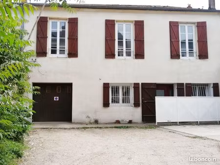 bureaux 144 m² nevers