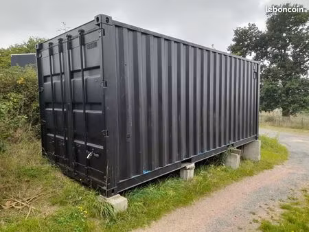 box / container