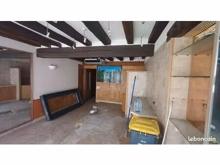 local commercial
