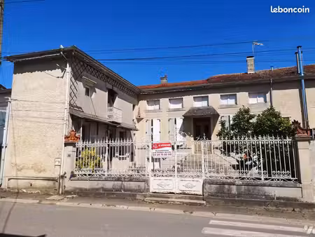 maison 7 pièces 161 m²