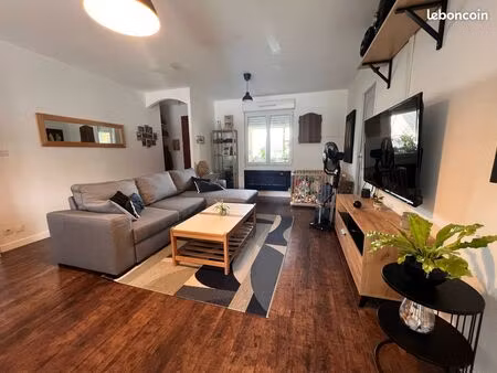 maison 8 pièces 130 m²