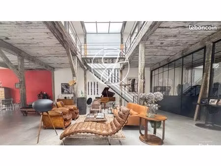 loft/atelier/surface 7 pièces 396 m²
