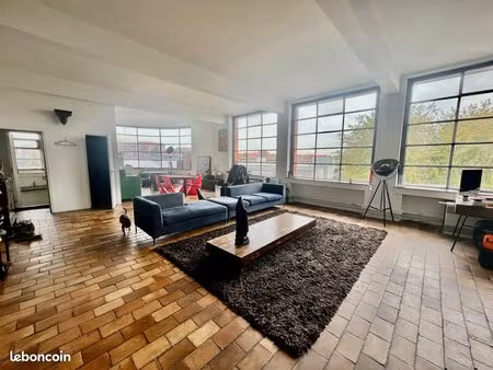 loft/atelier/surface 3 pièces 150 m²