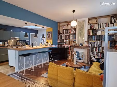 immeuble 9 pièces 180 m²