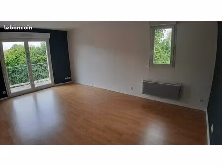 location appartement 4 pièces pleumeleuc