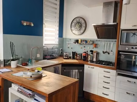 appartement 3 pièces 74 m² + terrasse 23 m² – voiron centre – 265 000