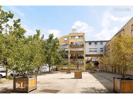 parking/box 13 m² lille