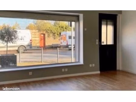 local commercial