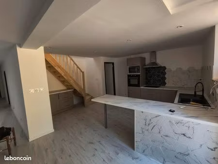 maison de village entièrement refaite