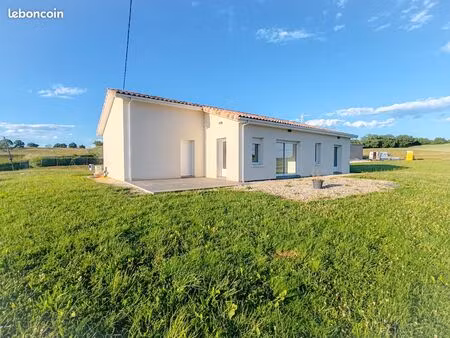 location maison individuelle de plain-pied  en parfait état  construite en 2017  d’environ
