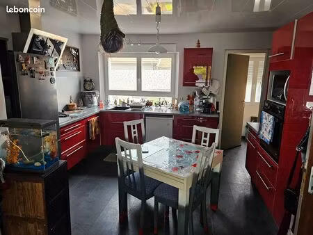 vends maison t4 avec garage et jardin