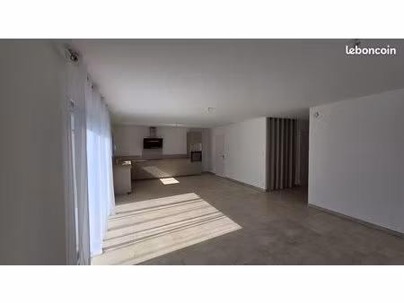 maison neuve 5 pièces (4ch) - 125m² - proximité bus & ligne sncf