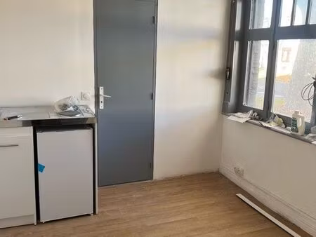 studio 13 m2 à mons en baroeuil proche du périphérique et de toutes commodités