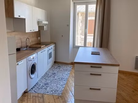 t2 entièrement meublé 51m2