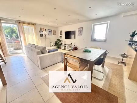 appartement 3 pièces 80 m²