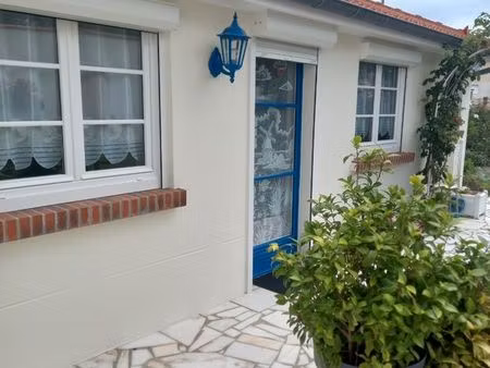 studio meublé maisonnette