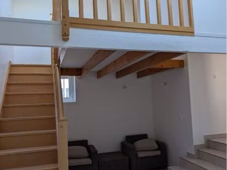 un grand studio à centre ville orleans