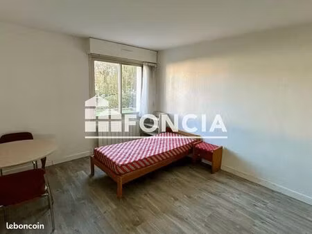 studio 1 pièce 20 m²