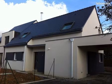 maison de 120 m2 + carport + terrasse