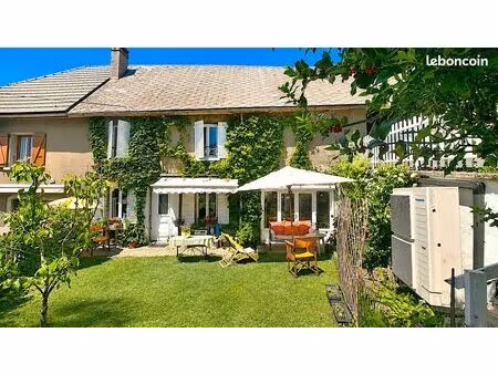 maison 4 pièces 160 m²