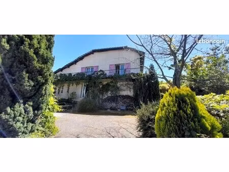 maison 4 pièces 177 m²
