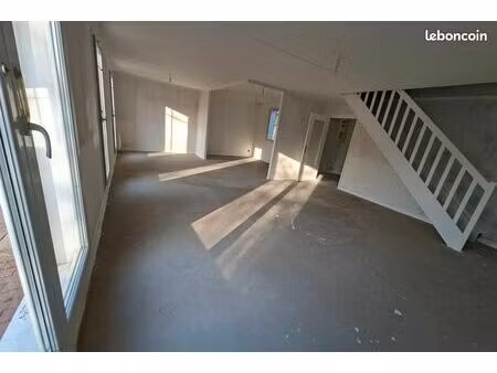 maison 6 pièces 111 m²