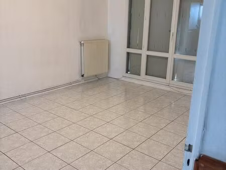 à louer appartement chalette sur loing