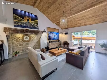 duplex 5 pièces 141 m²