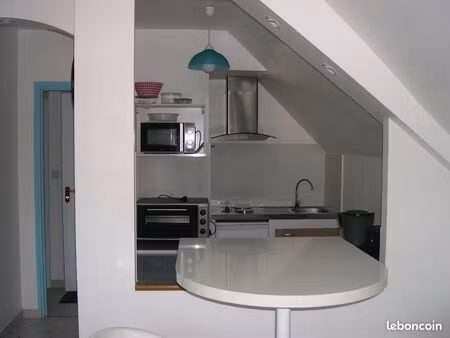 a louer studio  uniquement pour étudiant(e)
