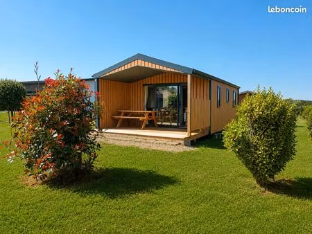 chalet 4 saisons dans domaine avec piscine