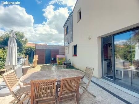 maison 5 pièces 101 m²