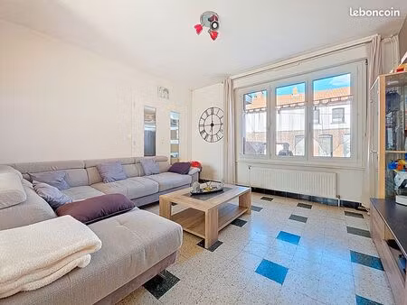 maison 5 pièces 97 m²