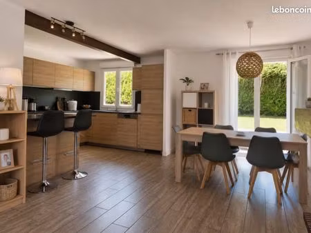 maison 3 faces 100m² habitables en impasse