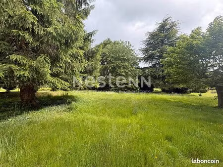terrain 675 m² pleucadeuc
