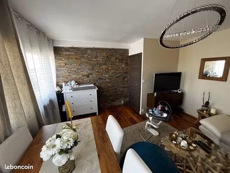 t2 à vendre