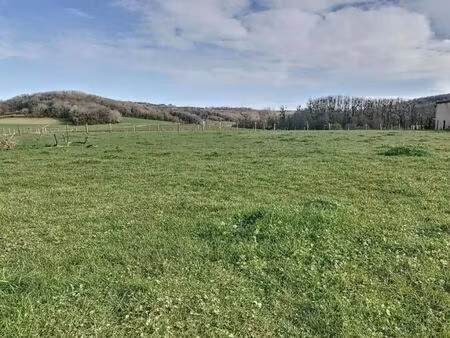 terrain 700 m² chevincourt