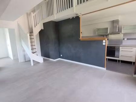 duplex 2 pièces 63 m²