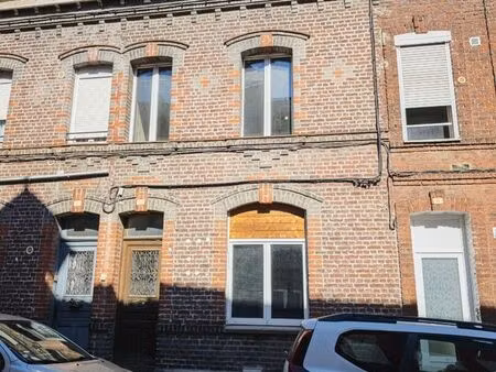 immeuble 7 pièces 100 m²