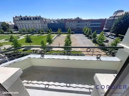 appartement 4 pièces 82 m²