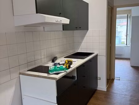 location f2 refait à neuf tomblaine centre