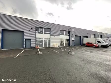 local d'activité 462 m²