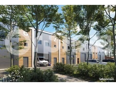 local d'activité 141 m²