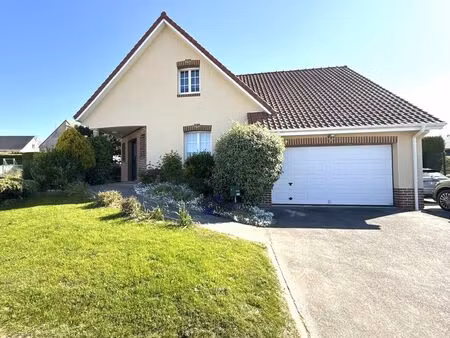dans un secteur résidentiel  super maison de 143m²  4 ch  jardin  grand garage