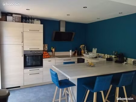 maison semi mitoyenne contemporaine et tout confort