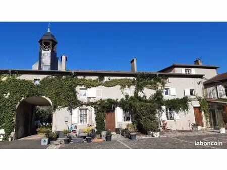 maison de caractère dans un cadre exceptionnel