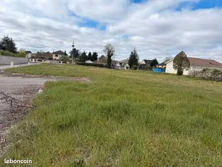 terrain 759 m² saint romain de jalionas
