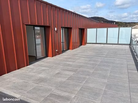 duplex 6 pièces 121 m²